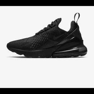 NIKE airmax 270 black size US 8